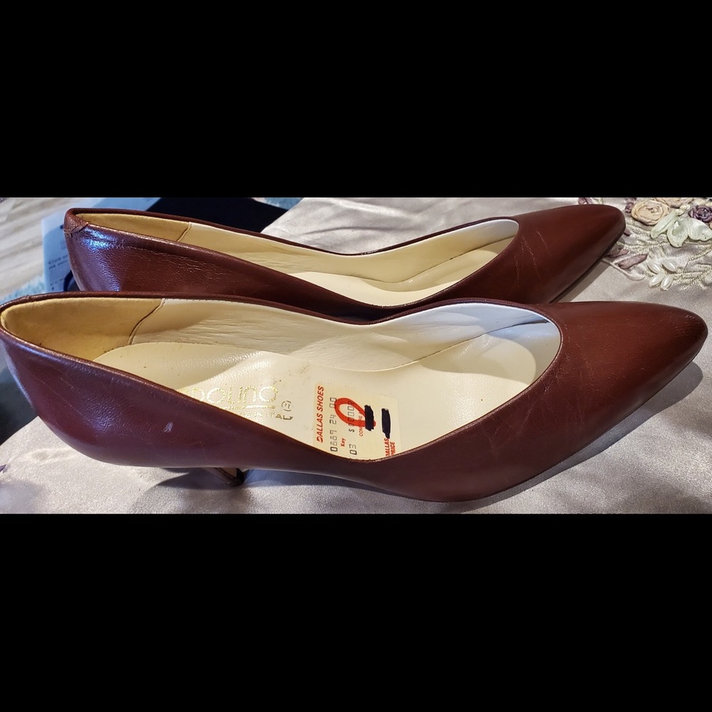 Shoe Sale!!! NWT STUNNING BANDOLINO OF ITALY Heels 7.5 M